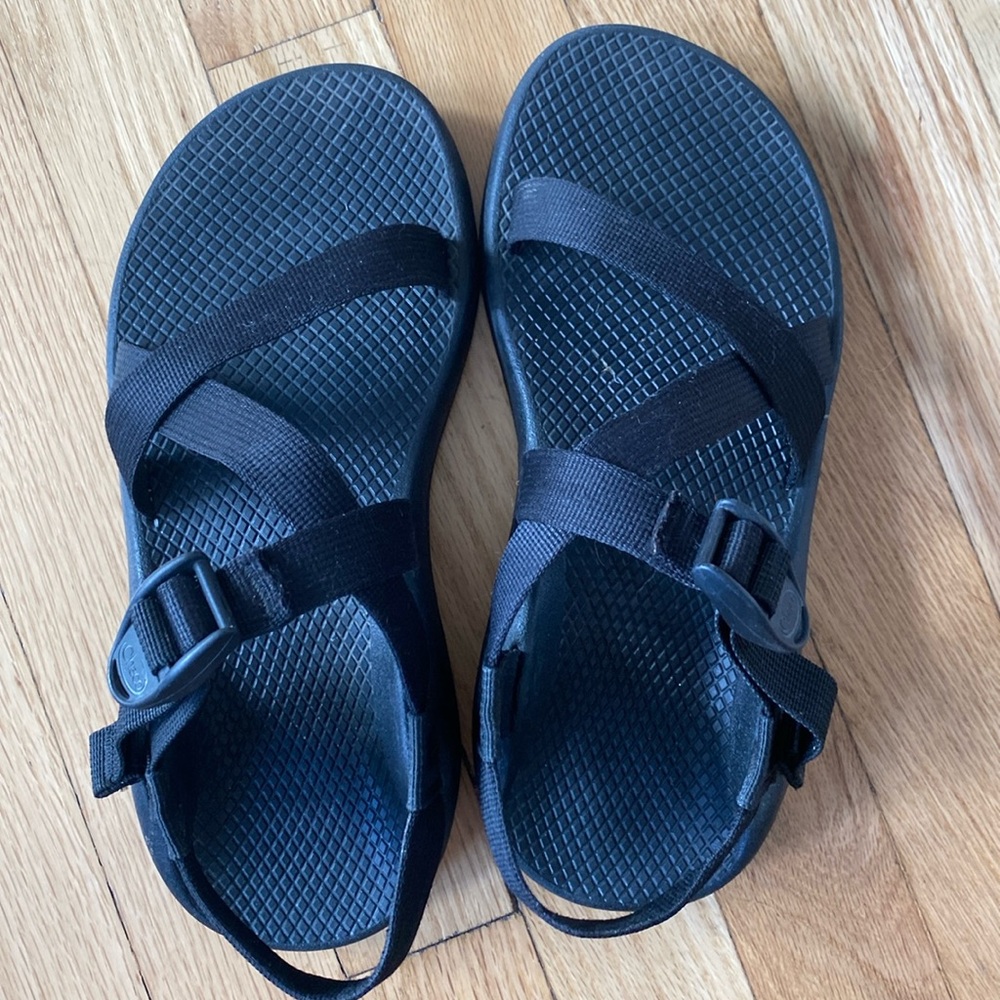 Women’s 8 Chacos in Black